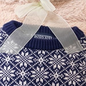 Land's End Snowflake Sweater. Girl's Size XL 18/20